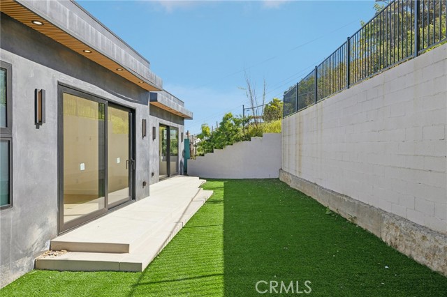 Detail Gallery Image 54 of 57 For 5280 Sanchez, Los Angeles,  CA 90008 - 4 Beds | 4 Baths