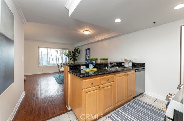 200 Catalina Avenue, Redondo Beach, California 90277, 1 Bedroom Bedrooms, ,1 BathroomBathrooms,Residential,Sold,Catalina,SB23228886