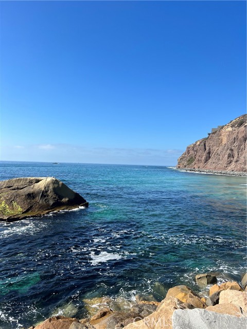 38 San Raphael, Dana Point CA: https://media.crmls.org/medias/949f7ecf-451c-4afe-a819-0d96eaa132ee.jpg