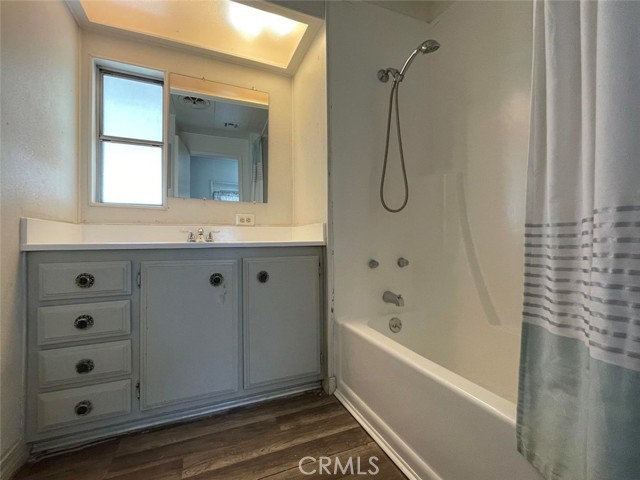 Detail Gallery Image 9 of 10 For 43850 20th St #211,  Lancaster,  CA 93535 - 2 Beds | 1 Baths