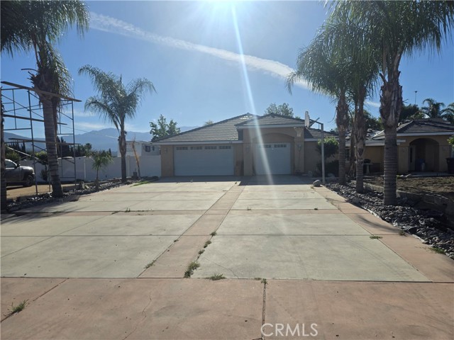 Image 2 of 5 For 550 Soboba Street