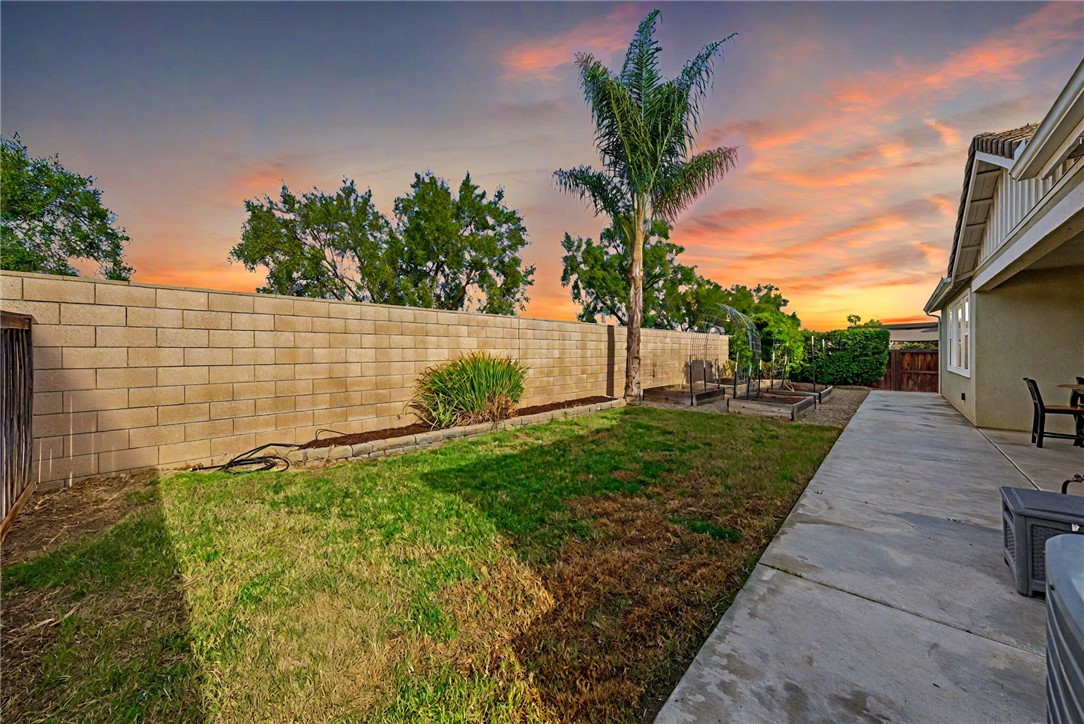 Detail Gallery Image 3 of 51 For 27460 Finale Ct, Menifee,  CA 92584 - 4 Beds | 2 Baths