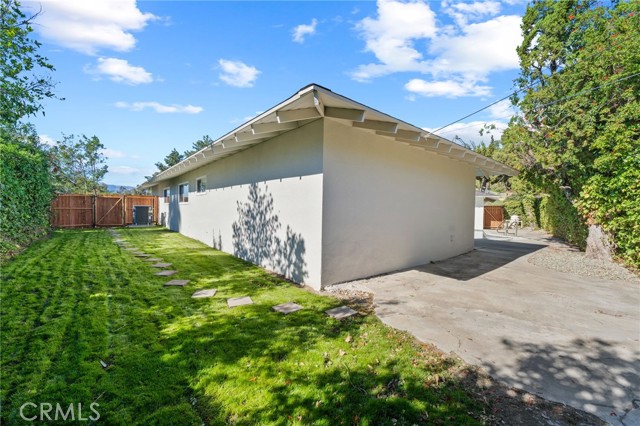 Detail Gallery Image 24 of 33 For 1794 Sonora Ave, San Bernardino,  CA 92404 - 4 Beds | 2/1 Baths