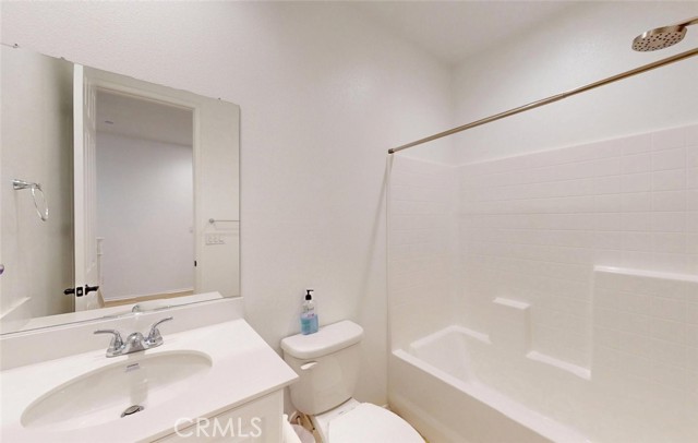 Detail Gallery Image 6 of 50 For 340 Lilly, Rialto,  CA 92376 - 5 Beds | 3 Baths