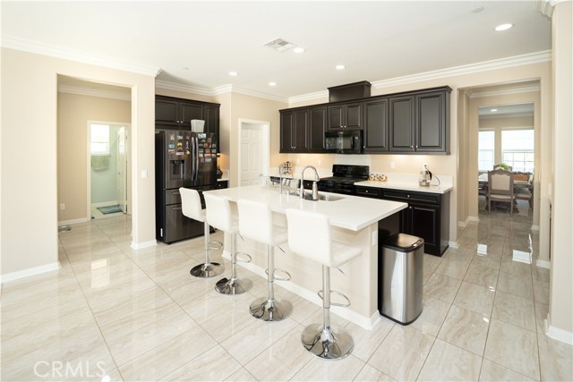 Detail Gallery Image 14 of 64 For 21047 Iron Rail, Riverside,  CA 92507 - 5 Beds | 2/1 Baths