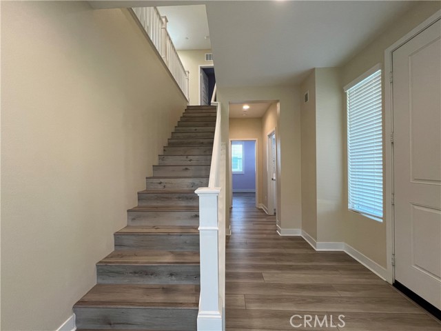 4292 S Heather Privado, Ontario CA: https://media.crmls.org/medias/94a40952-da4e-4bf7-823c-dd5be20a3ccd.jpg
