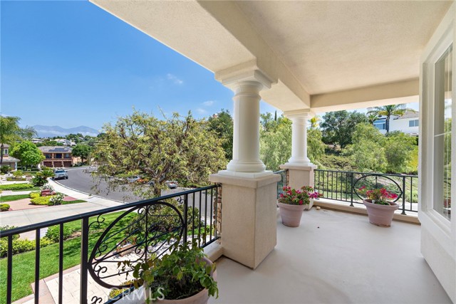 Detail Gallery Image 14 of 18 For 7 Rue Delacroix, Coto de Caza,  CA 92679 - 4 Beds | 4/1 Baths