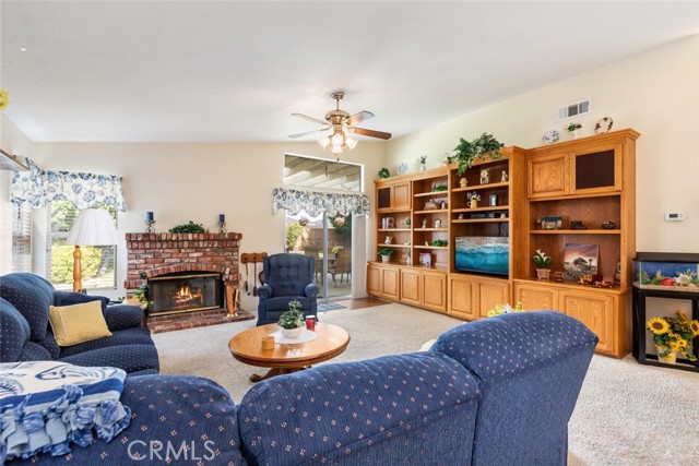 Detail Gallery Image 12 of 26 For 23308 Spring Meadow Dr, Murrieta,  CA 92562 - 3 Beds | 2 Baths