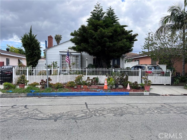 412 E Ellis Street, Long Beach, CA, 90805 412 E Ellis Street, Long Beach, CA, 90805