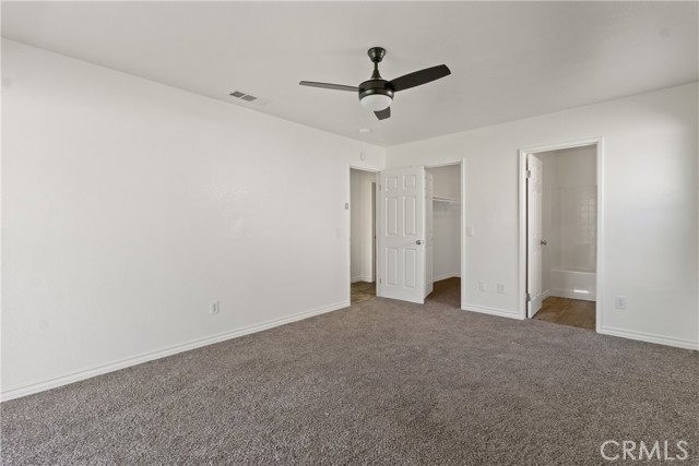 6210 W Avenue J5, Lancaster CA: https://media.crmls.org/medias/94a58e8e-31b8-4eda-ab2e-79e43fbc3fd4.jpg