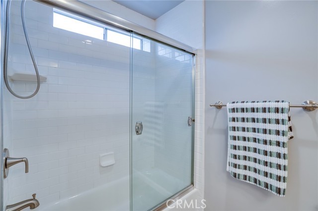 Detail Gallery Image 18 of 36 For 4702 Fulton Ave #303,  Sherman Oaks,  CA 91423 - 2 Beds | 2 Baths