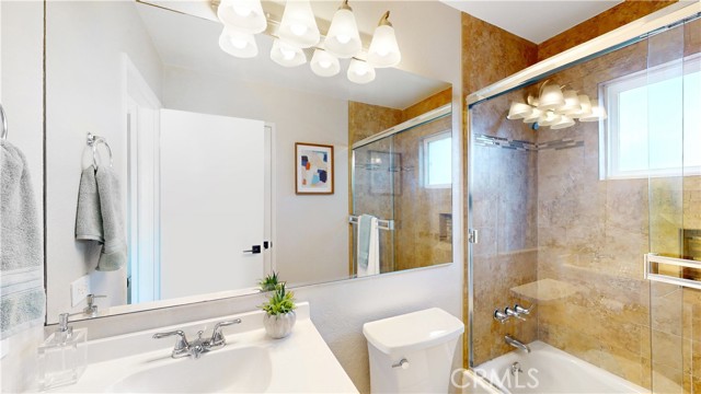 496 Crane Boulevard, Los Angeles CA: https://media.crmls.org/medias/94a6cfd9-92ab-451d-b1b4-2cac9eb19dfb.jpg