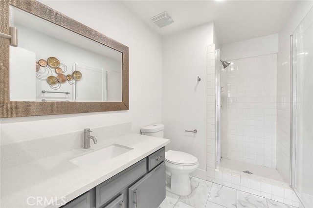 Detail Gallery Image 5 of 42 For 13961 Osborne St #210,  Arleta,  CA 91331 - 2 Beds | 2 Baths