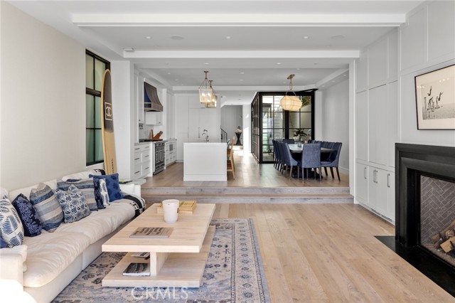 2428 The Strand, Hermosa Beach CA: https://media.crmls.org/medias/94a7ac17-c14b-4bd9-b998-0ad6f2c43c53.jpg