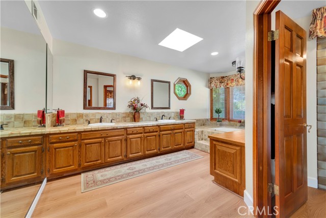 Detail Gallery Image 23 of 59 For 15883 Condor Ridge, Canyon Country,  CA 91387 - 5 Beds | 3/1 Baths