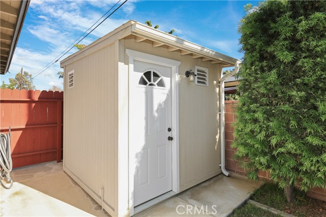 Detail Gallery Image 28 of 31 For 405 S Devon, Orange,  CA 92868 - 3 Beds | 1 Baths