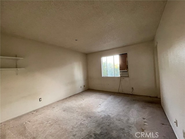 Detail Gallery Image 10 of 22 For 1575 S Reservoir St #H,  Pomona,  CA 91766 - 3 Beds | 3 Baths