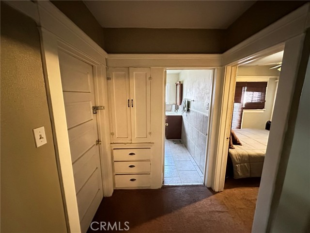 339 W 76th Street, Los Angeles CA: https://media.crmls.org/medias/94a96690-1b38-45af-9654-f09272e49daa.jpg