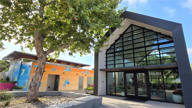 610 Cultivate, Irvine CA: https://media.crmls.org/medias/94a99379-e63a-48ba-bcc8-a20df0833883.jpg
