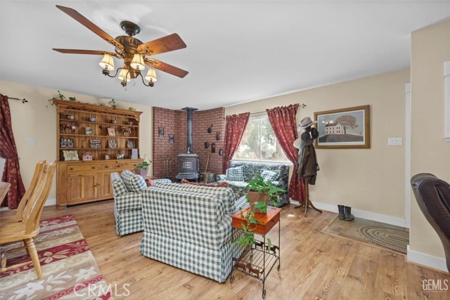 21564 Pine Tree Road, Caliente CA: https://media.crmls.org/medias/94aab02d-48e7-482b-94fd-a01ef42ef4d8.jpg