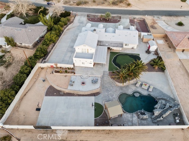 13136 Tawya Road, Apple Valley CA: https://media.crmls.org/medias/94aad2c0-01c3-4159-b959-2ff3a309f0d3.jpg