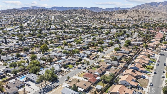 Detail Gallery Image 8 of 45 For 38953 Foxholm Dr, Palmdale,  CA 93551 - 4 Beds | 2 Baths
