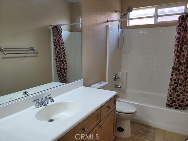 Detail Gallery Image 40 of 61 For 23 Plaza Modena, Lake Elsinore,  CA 92532 - 4 Beds | 3/1 Baths