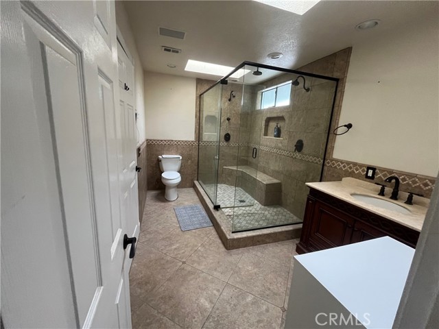 Detail Gallery Image 6 of 6 For 5958 Quiroz, Jurupa Valley,  CA 92509 - 4 Beds | 3/1 Baths