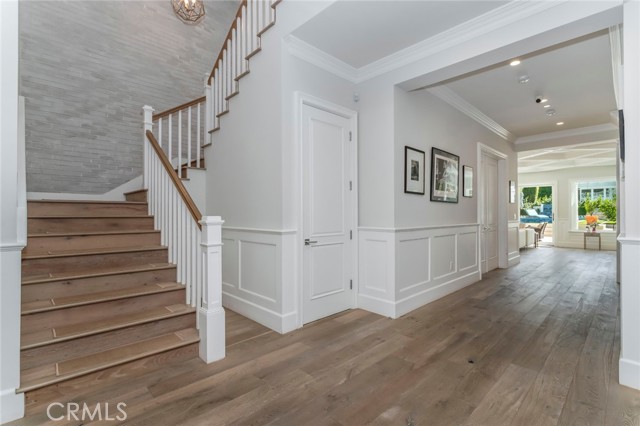 Image 19 of 60 For 14234 Greenleaf Street