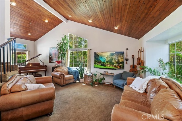 11928 Vista De Cerros Drive, Moreno Valley CA: https://media.crmls.org/medias/94aca602-f8c1-478c-8f8a-baaf34fcbbe5.jpg