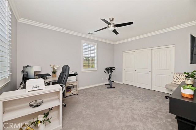 Detail Gallery Image 31 of 72 For 13852 Grapefruit Ct, Riverside,  CA 92503 - 5 Beds | 3/1 Baths