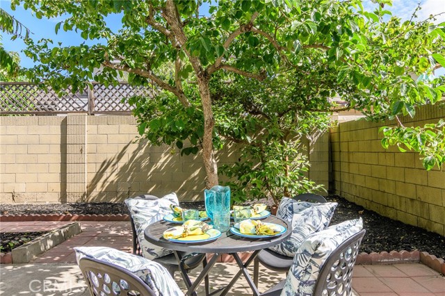 Image 23 of 32 For 6851 Reefton Avenue