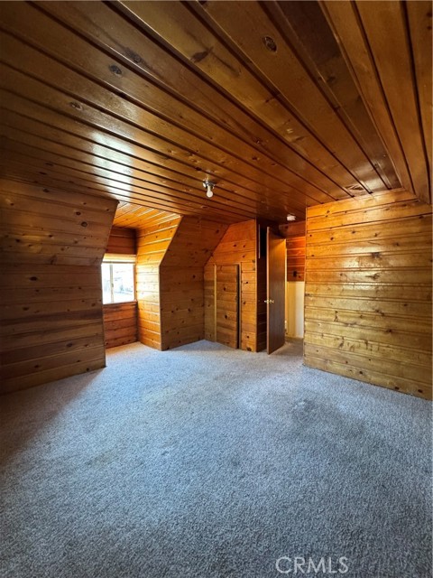 40286 Big Bear Boulevard, Big Bear Lake CA: https://media.crmls.org/medias/94ad5b0e-25e3-4663-9928-18ee614f01e8.jpg