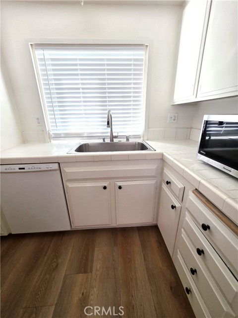 Detail Gallery Image 6 of 18 For 4773 Larwin, Cypress,  CA 90630 - 2 Beds | 1 Baths