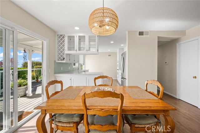 Detail Gallery Image 23 of 57 For 325 Heather Pl, Laguna Beach,  CA 92651 - 3 Beds | 2 Baths