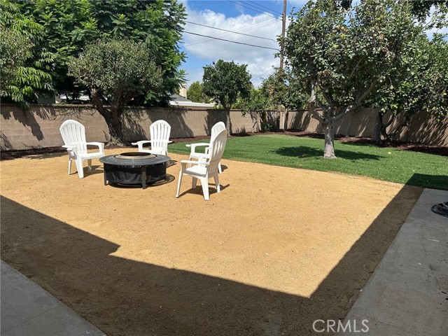 1305 S Westchester Drive, Anaheim CA: https://media.crmls.org/medias/94ade073-c3ad-4d9a-8002-c66419bf652b.jpg