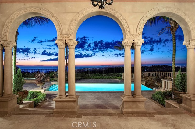 Detail Gallery Image 2 of 45 For 12 Skyridge, Newport Coast,  CA 92657 - 5 Beds | 8/1 Baths