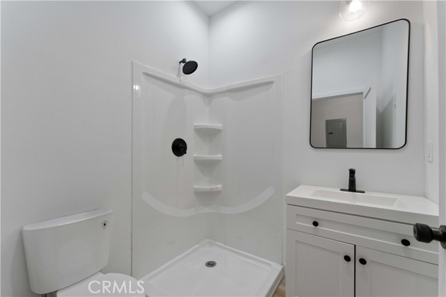 Detail Gallery Image 12 of 20 For 752 E 17th St, Los Angeles,  CA 90021 - – Beds | – Baths
