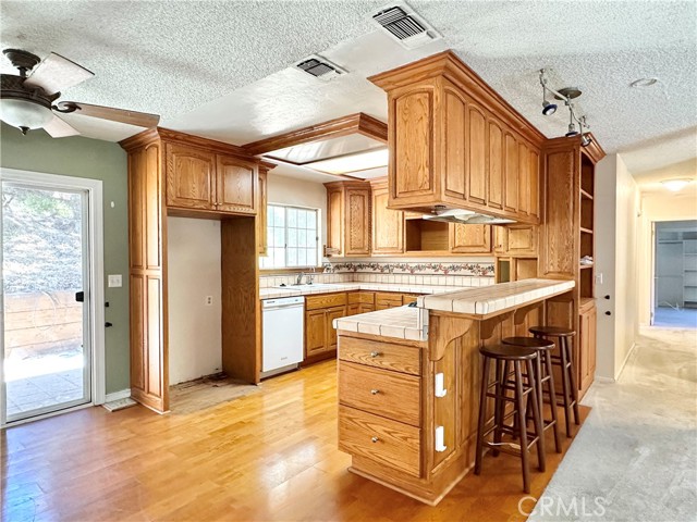 5705 Valentina Avenue, Atascadero, CA, 93422 5705 Valentina Avenue, Atascadero, CA, 93422