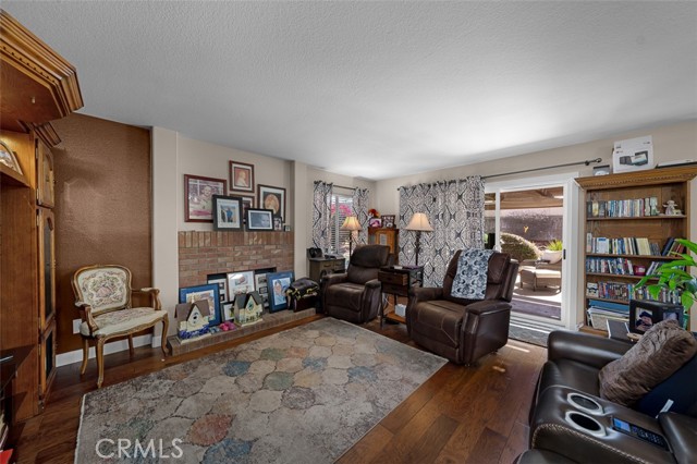 Detail Gallery Image 19 of 60 For 554 Edgewater, Oceanside,  CA 92057 - 4 Beds | 3 Baths