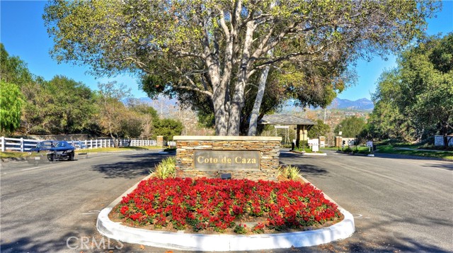 58 Long View Road, Coto de Caza CA: https://media.crmls.org/medias/94af2073-11a0-4a6e-bf88-ea0855b682f8.jpg