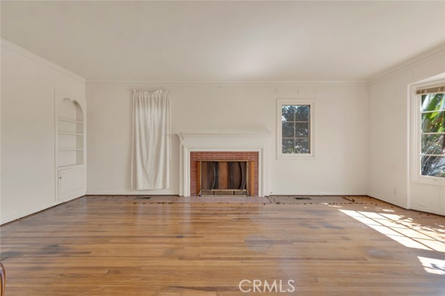 311 N Del Mar Avenue, San Gabriel CA: https://media.crmls.org/medias/94af78d9-8959-47f5-a9fe-cfb23fa74d2a.jpg