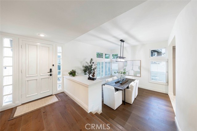 Detail Gallery Image 27 of 56 For 16 Lucerne, Newport Beach,  CA 92660 - 4 Beds | 3/1 Baths