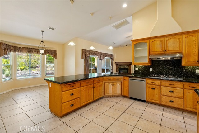 Detail Gallery Image 13 of 49 For 9539 Carmel Rd, Atascadero,  CA 93422 - 4 Beds | 3 Baths