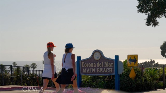 3116 Breakers Drive, Corona del Mar CA: https://media.crmls.org/medias/94b0ddbd-6aaf-4309-a496-6d979cef3783.jpg