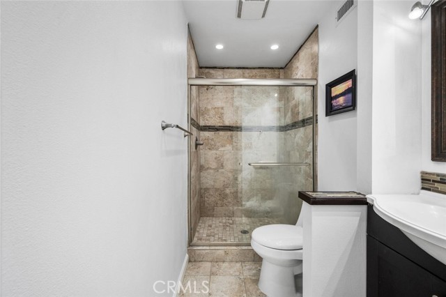 Detail Gallery Image 18 of 37 For 20326 Gardenia Dr, Huntington Beach,  CA 92646 - 3 Beds | 2/1 Baths