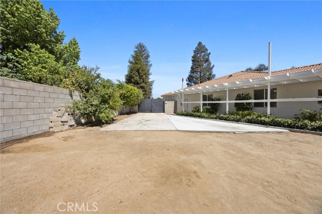 Detail Gallery Image 28 of 37 For 12805 Monterey Beach Dr, Bakersfield,  CA 93311 - 4 Beds | 3/1 Baths