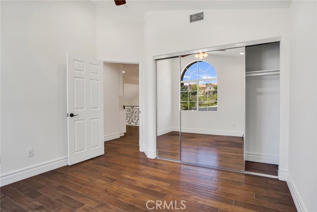 19900 Mariposa Creek Way Way, Porter Ranch CA: https://media.crmls.org/medias/94b28eaa-d5d4-44ca-acd0-ae0b13e3fb95.jpg