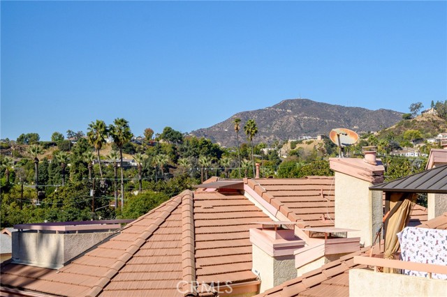 Detail Gallery Image 29 of 36 For 357 Harvey Dr #103,  Glendale,  CA 91206 - 3 Beds | 2/1 Baths