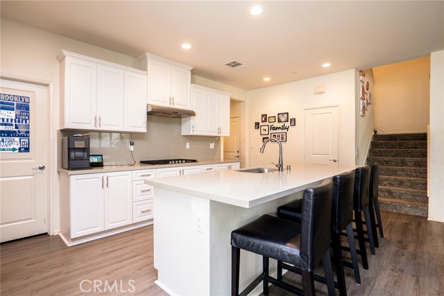 Detail Gallery Image 12 of 61 For 11703 Periwinkle Pl, Jurupa Valley,  CA 91752 - 5 Beds | 3 Baths